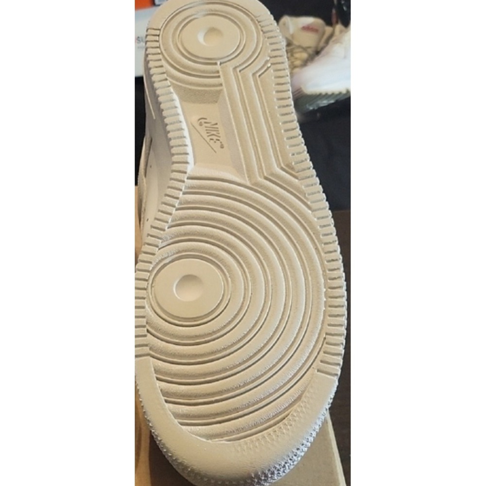 Nike Air Force 1 Low Triple White Mens Sneakers CW2288-111 AF1 Low Top 1x worn - Picture 9 of 13